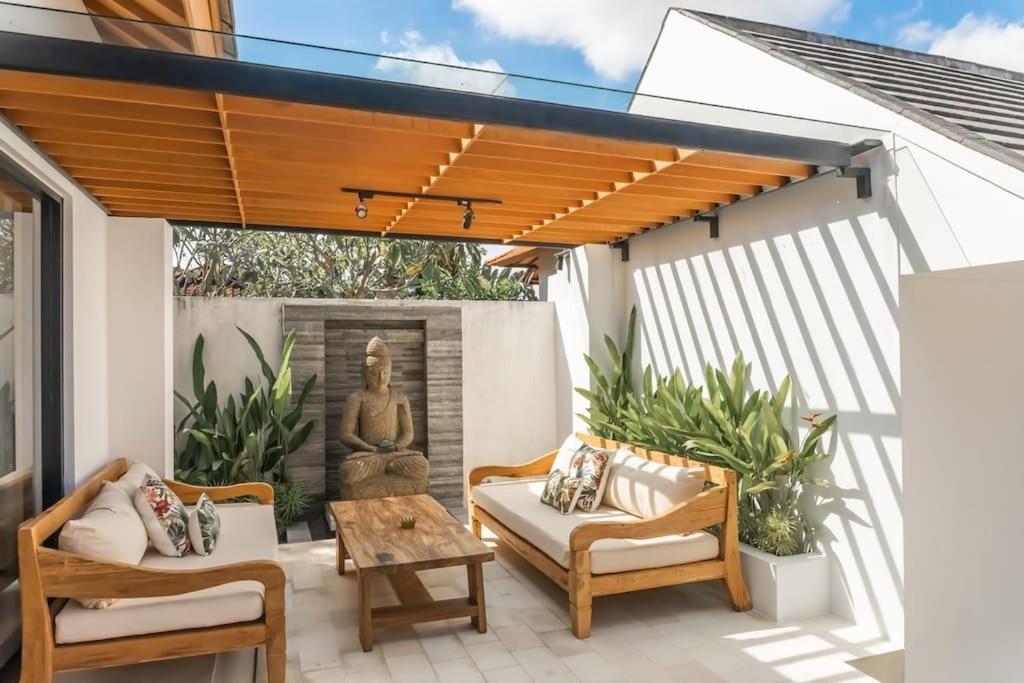Villa Hakem Elegant&modern 4 bedrooms villa pool view Canggu Buitenkant foto